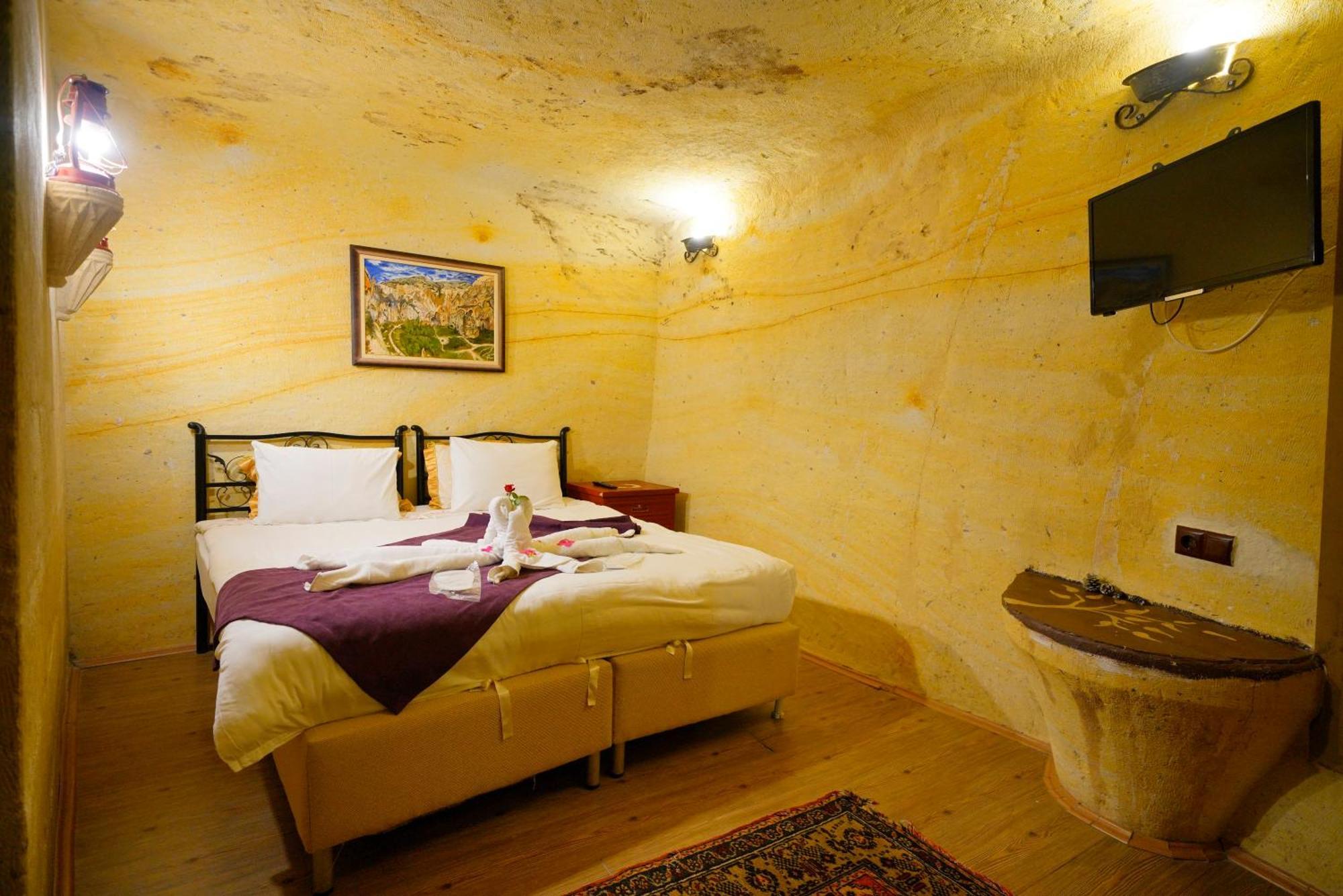 Hotel Antik Cave House Ürgüp Esterno foto
