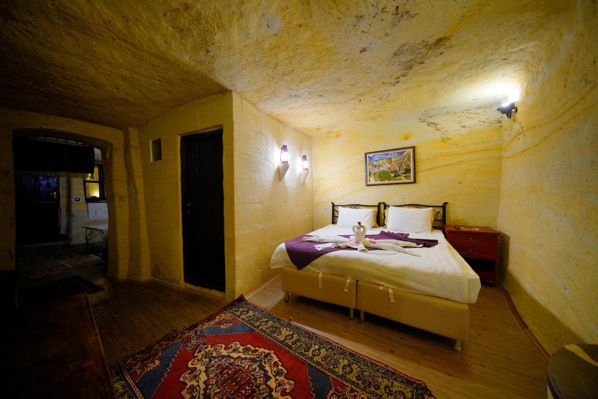 Hotel Antik Cave House Ürgüp Esterno foto
