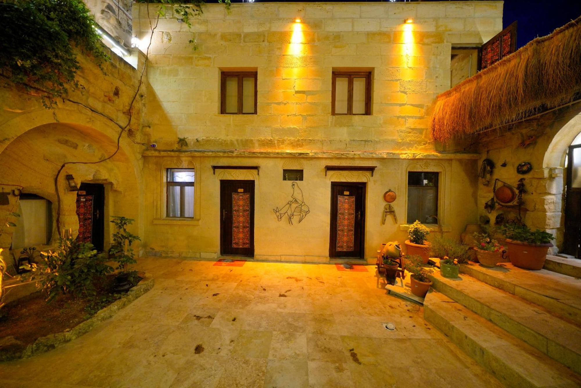 Hotel Antik Cave House Ürgüp Esterno foto