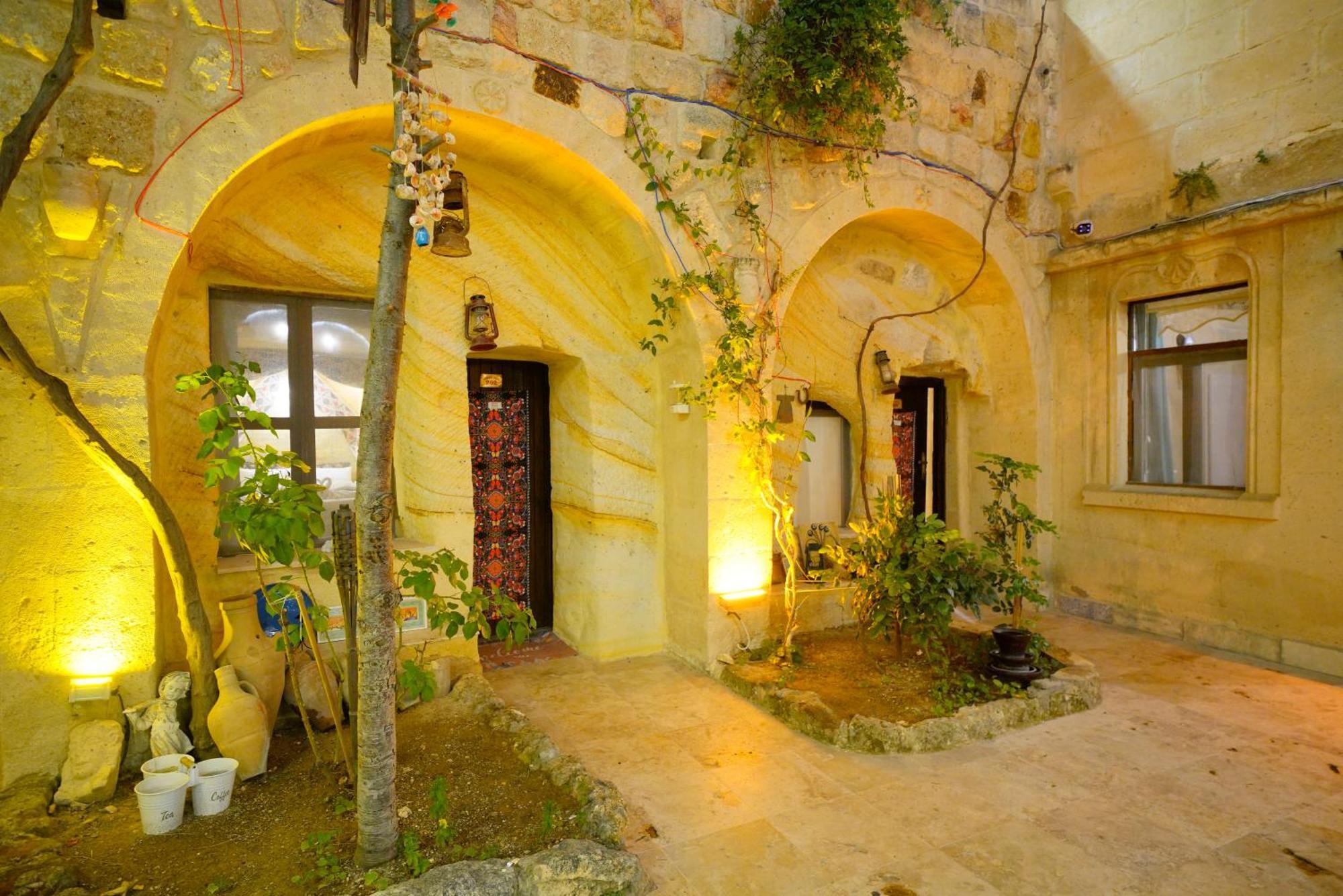 Hotel Antik Cave House Ürgüp Esterno foto